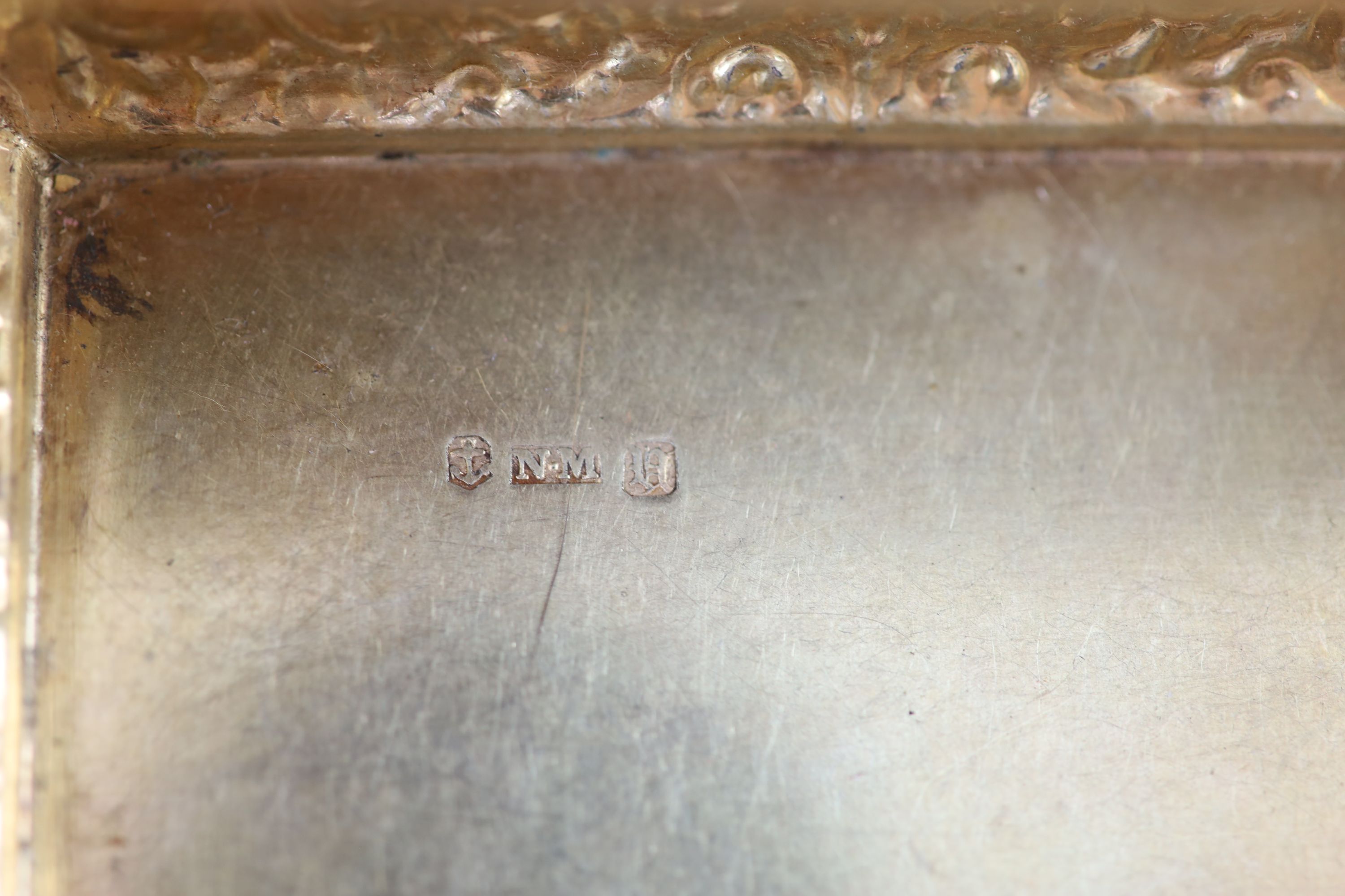 An early Victorian silver table snuff box, by Nathaniel Mills